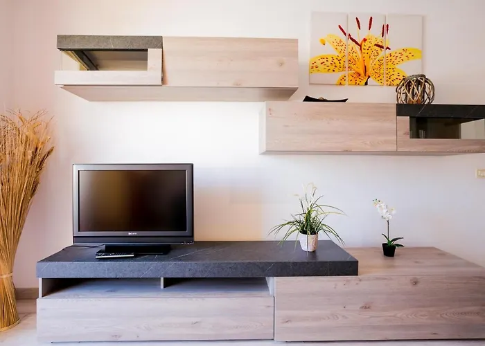 539 Marina Palace Swimming Pool